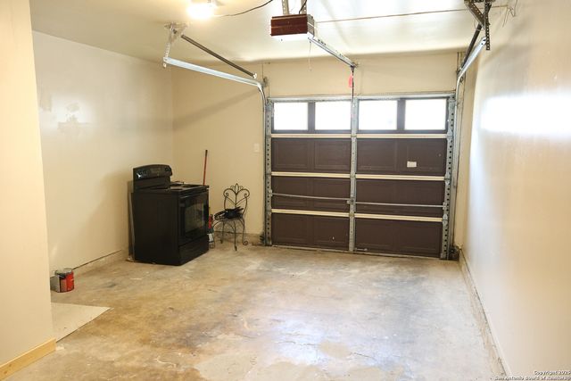 1823 Gary's Park, San Antonio, TX 78247