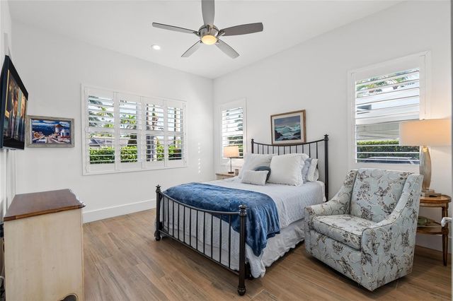 1580 SE 8th Street, Deerfield Beach, FL 33441