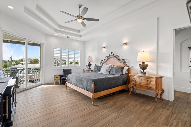 1580 SE 8th Street, Deerfield Beach, FL 33441