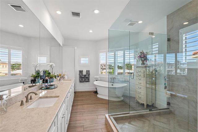 1580 SE 8th Street, Deerfield Beach, FL 33441