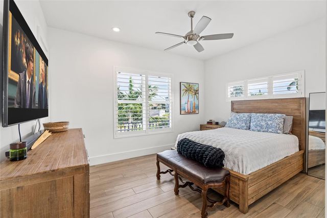 1580 SE 8th Street, Deerfield Beach, FL 33441