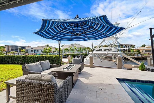 1580 SE 8th Street, Deerfield Beach, FL 33441