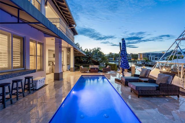 1580 SE 8th Street, Deerfield Beach, FL 33441
