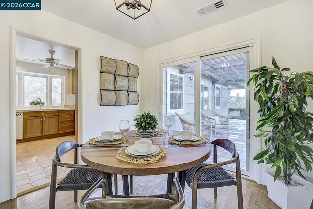 1375 El Curtola Blvd, Lafayette, CA 94549