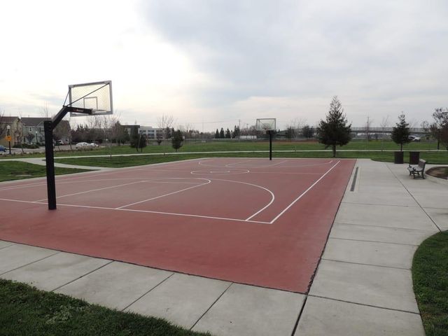 2968 Tourbrook Way, Sacramento, CA 95833