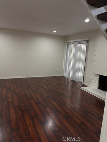 2604 N Tustin Avenue, Santa Ana, CA 92705