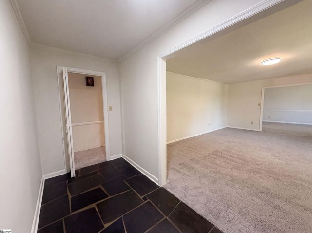 604 Meadowbrook Drive, Spartanburg, SC 29307