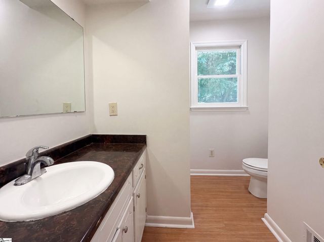 604 Meadowbrook Drive, Spartanburg, SC 29307