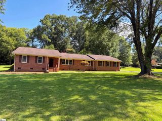 604 Meadowbrook Drive, Spartanburg, SC 29307