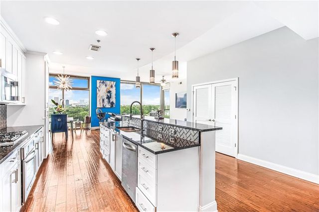 270 17th NW Street 1409, Atlanta, GA 30363