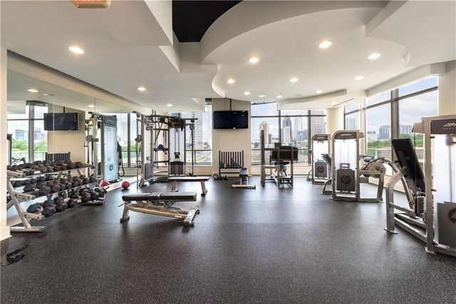 270 17th NW Street 1409, Atlanta, GA 30363