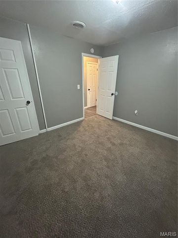 508 Saint James Drive, Cahokia, IL 62206