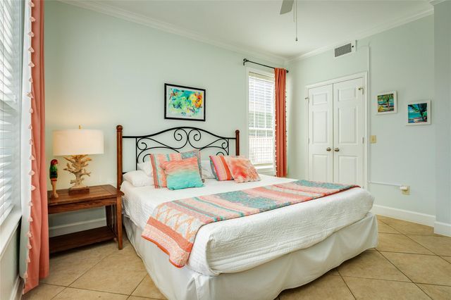 7000 Seawall Boulevard 316, Galveston, TX 77551