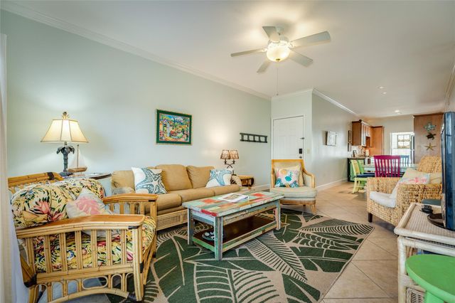 7000 Seawall Boulevard 316, Galveston, TX 77551