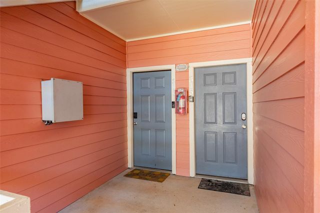 7000 Seawall Boulevard 316, Galveston, TX 77551