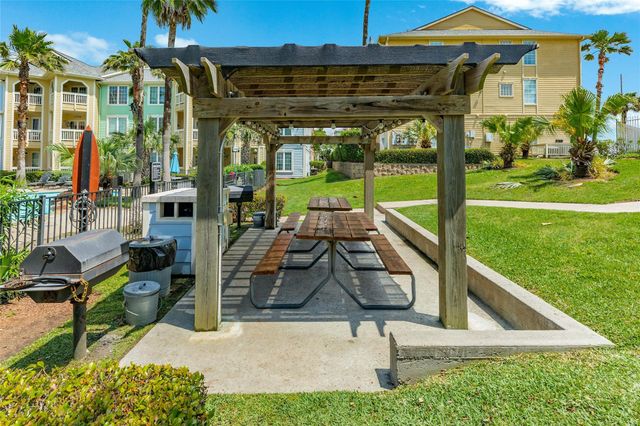 7000 Seawall Boulevard 316, Galveston, TX 77551