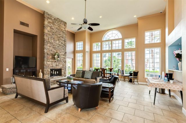 7000 Seawall Boulevard 316, Galveston, TX 77551