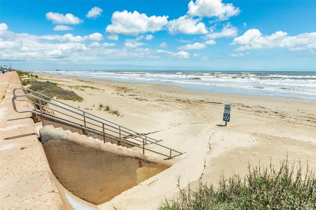 7000 Seawall Boulevard 316, Galveston, TX 77551