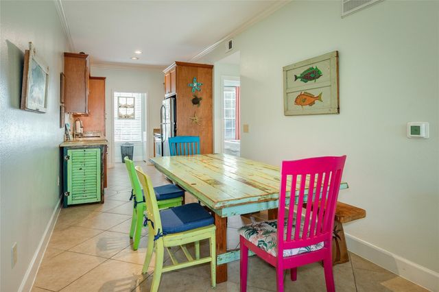 7000 Seawall Boulevard 316, Galveston, TX 77551