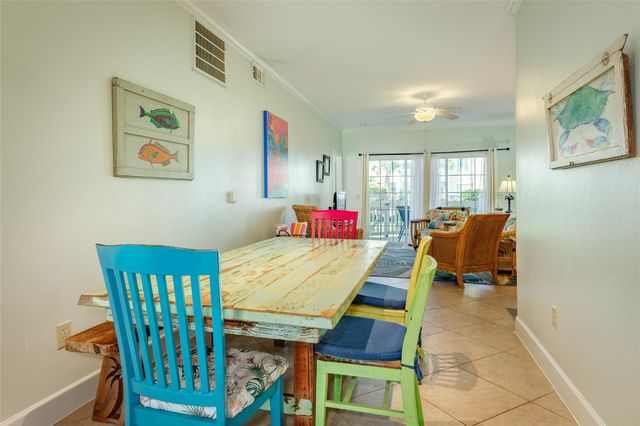 7000 Seawall Boulevard 316, Galveston, TX 77551