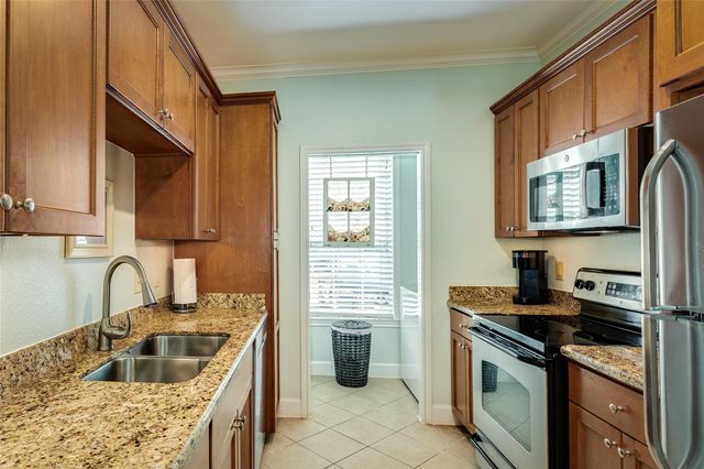 7000 Seawall Boulevard 316, Galveston, TX 77551