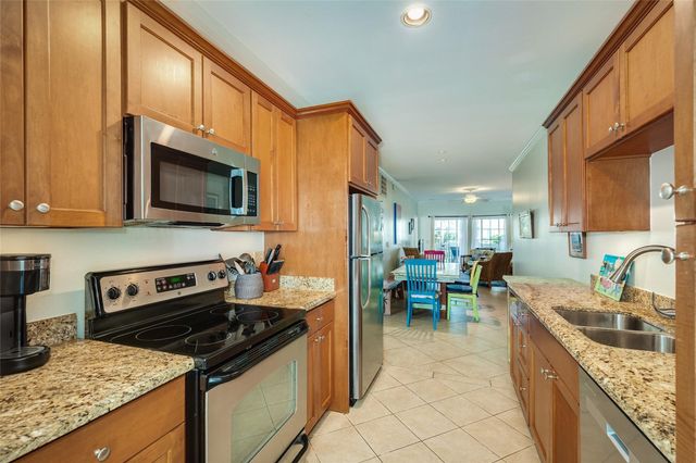 7000 Seawall Boulevard 316, Galveston, TX 77551