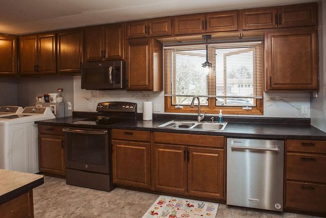 1624 Graydon Avenue, Brainerd, MN 56401