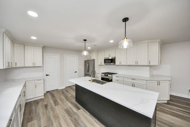 4311 Goldfinch Street, Houston, TX 77035