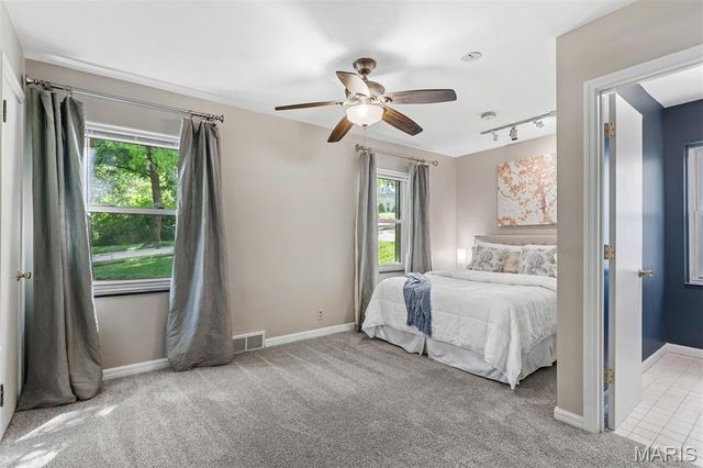 1435 Andrew Drive, Warson Woods, MO 63122