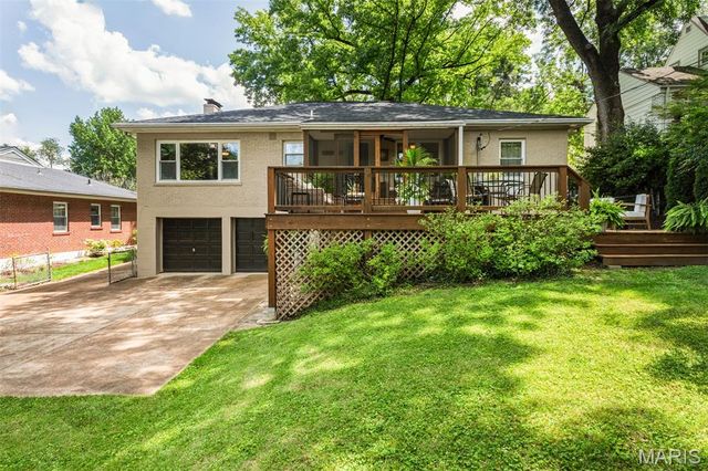 1435 Andrew Drive, Warson Woods, MO 63122