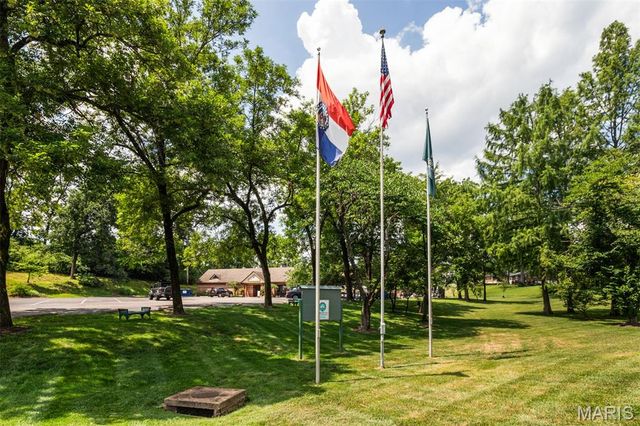 1435 Andrew Drive, Warson Woods, MO 63122
