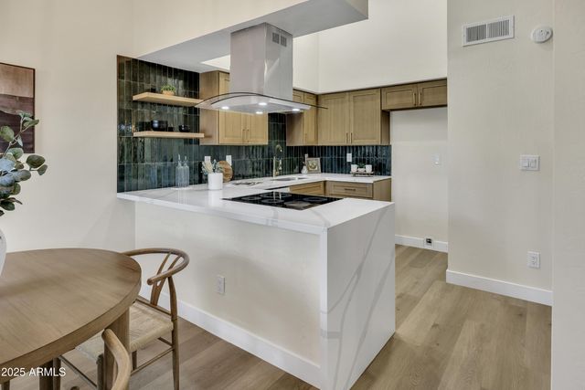 1180 E BELMONT Avenue, Phoenix, AZ 85020