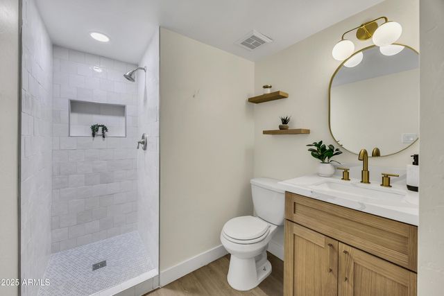 1180 E BELMONT Avenue, Phoenix, AZ 85020