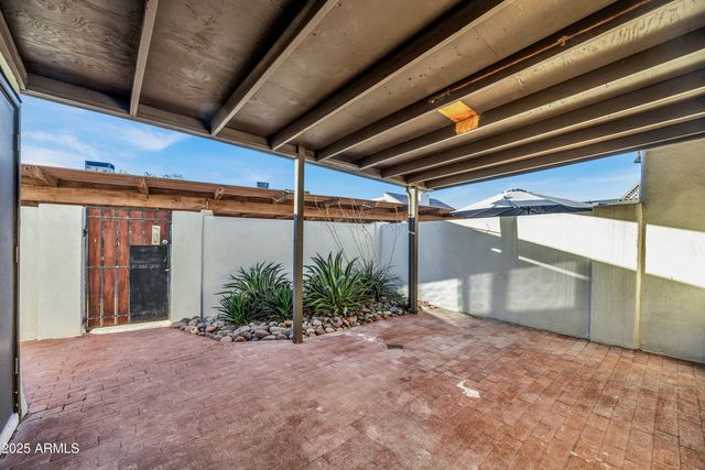 1180 E BELMONT Avenue, Phoenix, AZ 85020