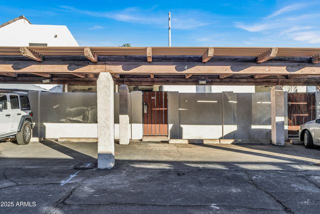 1180 E BELMONT Avenue, Phoenix, AZ 85020