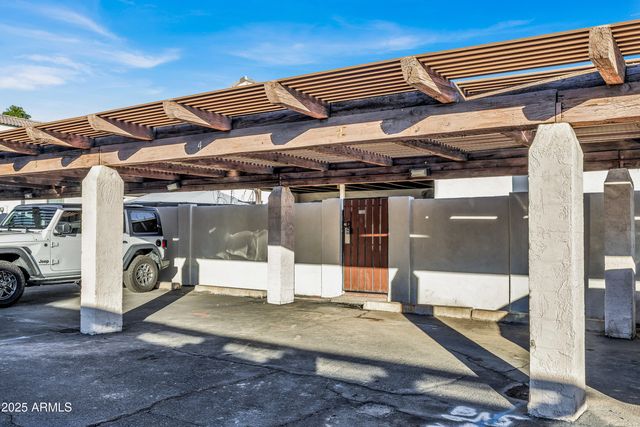 1180 E BELMONT Avenue, Phoenix, AZ 85020