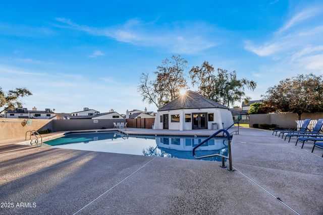 1180 E BELMONT Avenue, Phoenix, AZ 85020