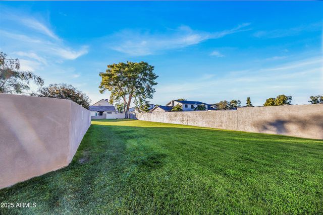 1180 E BELMONT Avenue, Phoenix, AZ 85020