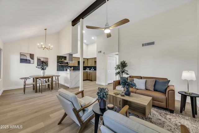 1180 E BELMONT Avenue, Phoenix, AZ 85020