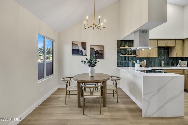 1180 E BELMONT Avenue, Phoenix, AZ 85020