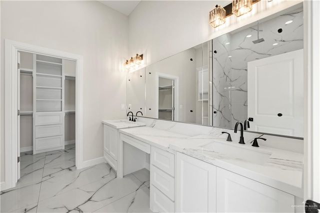 801 Falcon Drive, Rio Grande City, TX 78582