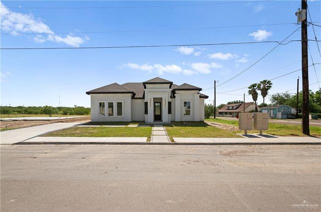 801 Falcon Drive, Rio Grande City, TX 78582