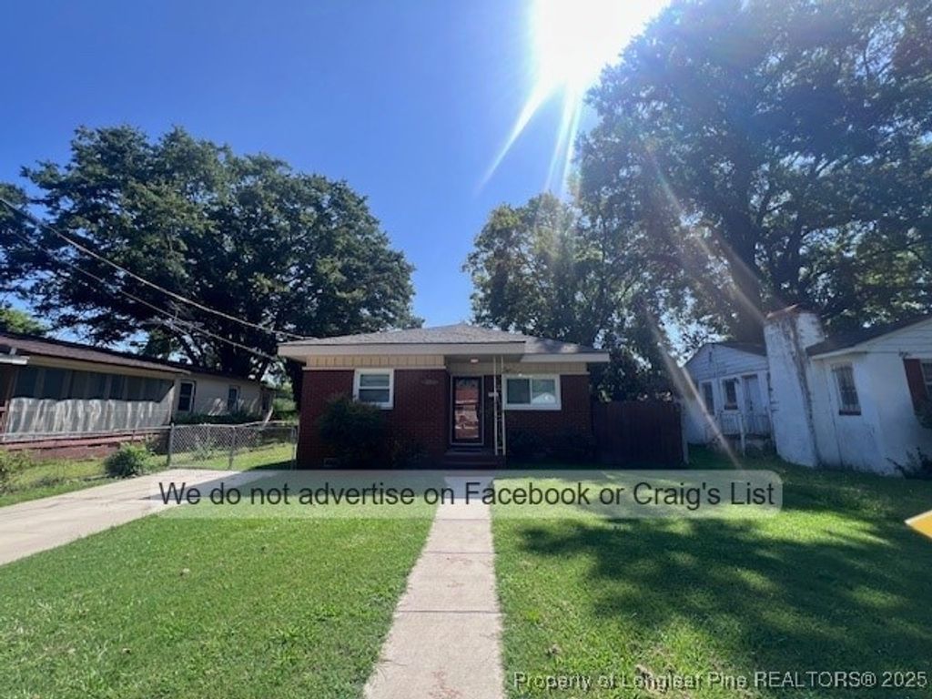 824 E Orange Street, Fayetteville, NC 28301