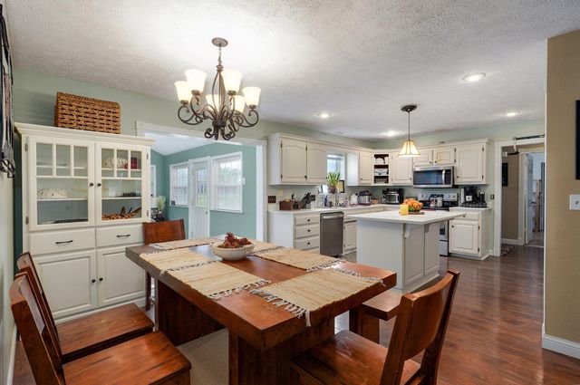 3711 W Farm Road 14, Brighton, MO 65617