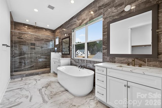 14008 Roosevelt Grove Drive, Huntersville, NC 28078