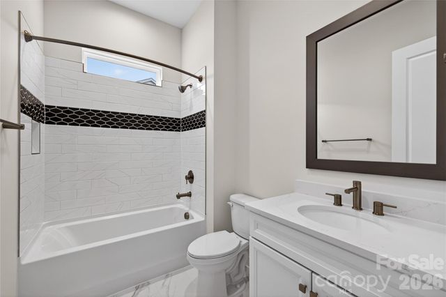 14008 Roosevelt Grove Drive, Huntersville, NC 28078