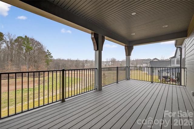 14008 Roosevelt Grove Drive, Huntersville, NC 28078