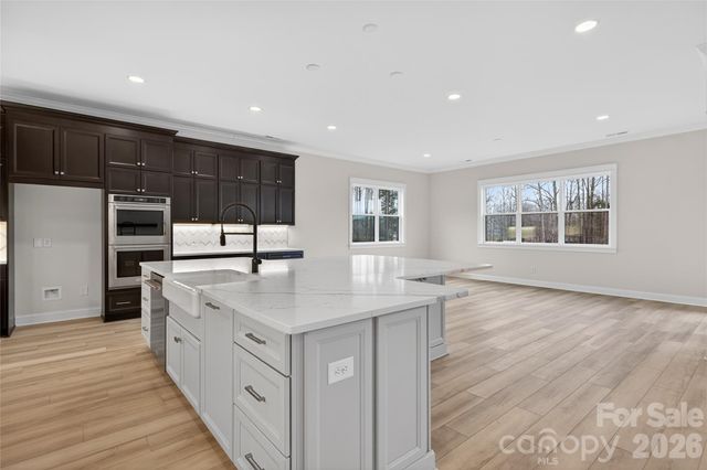 14008 Roosevelt Grove Drive, Huntersville, NC 28078