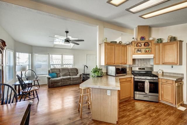 99 Pheasant Lane, Oceanside, CA 92057