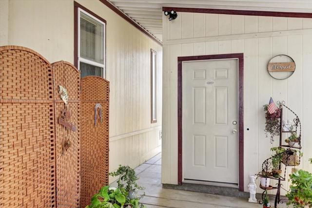 99 Pheasant Lane, Oceanside, CA 92057